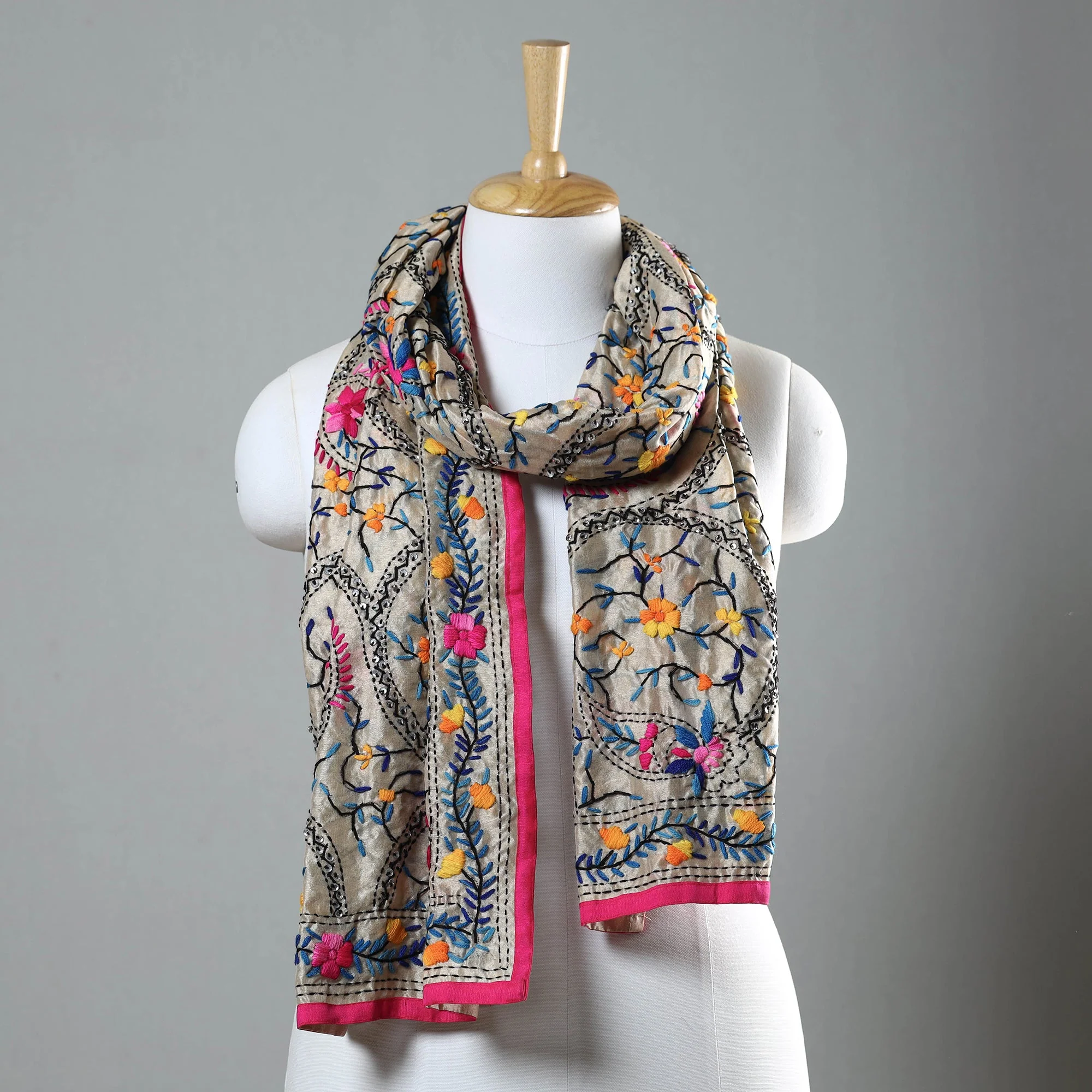 New Arrivals Stoles