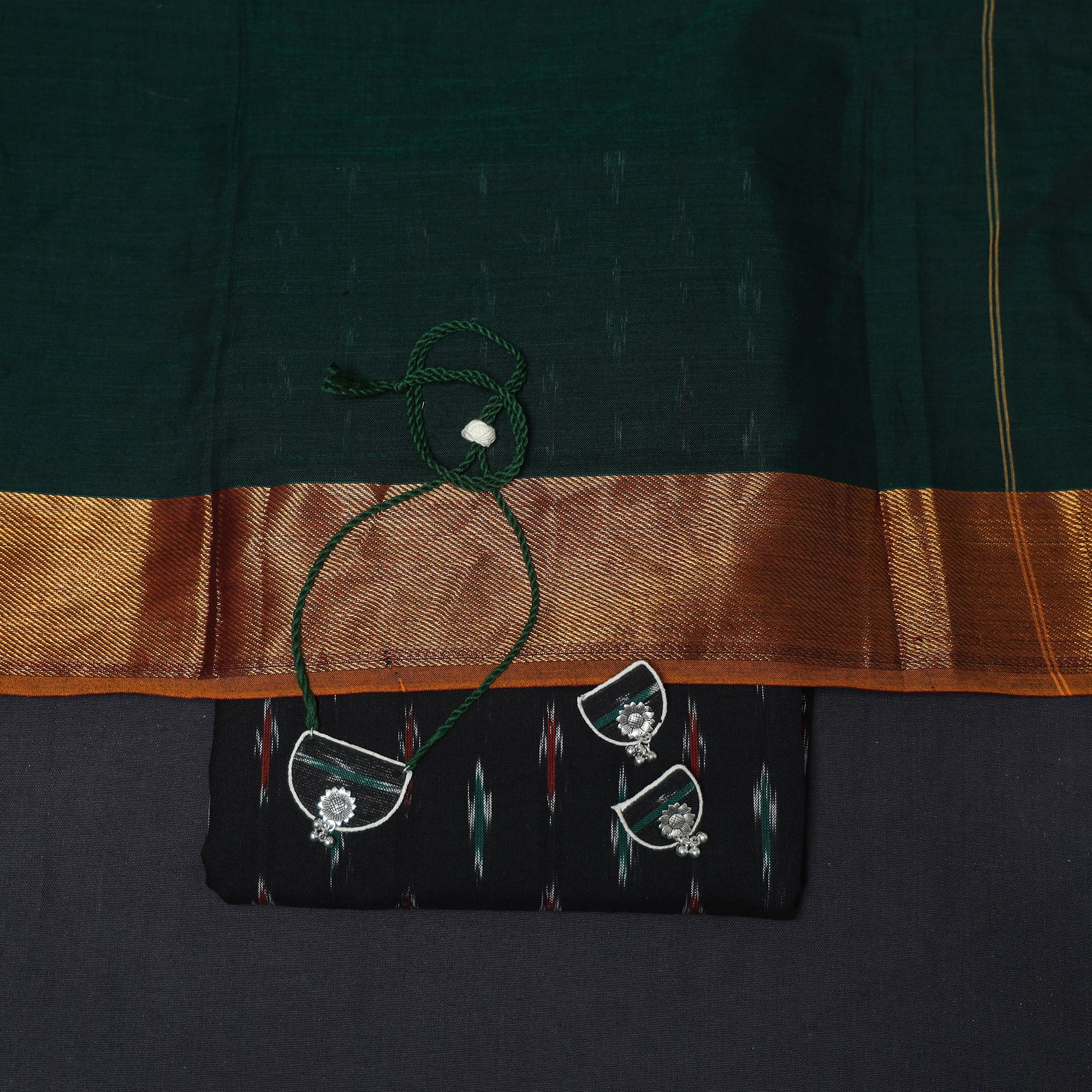 Black - 2pc Cotton Unstitched Pochampally Ikat Dress Material with Jewellery Set 26 - Image 4