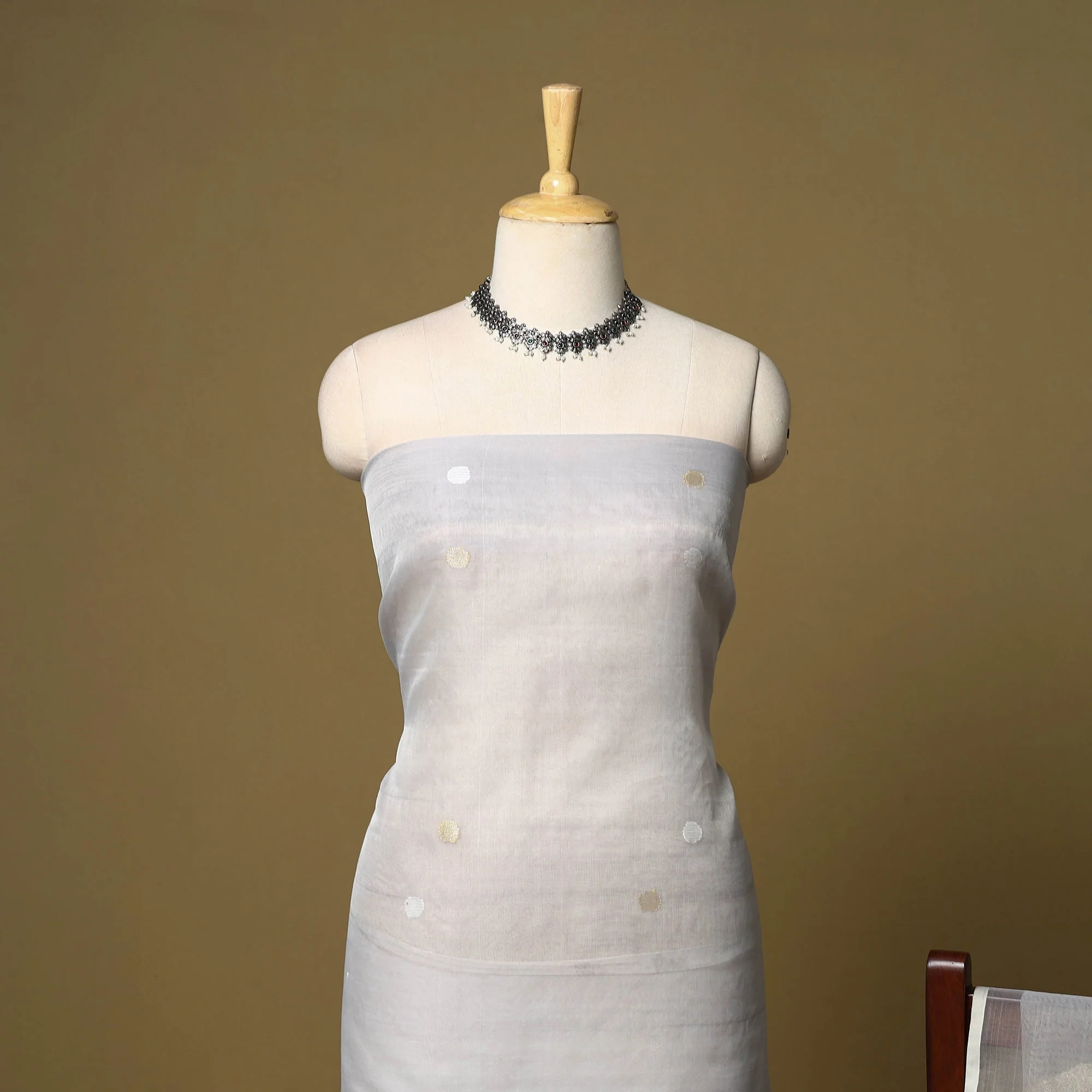 White - 2pc Handloom Mulberry Silk Unstitched Phulia Jamdani Dress Material 31 - Image 3