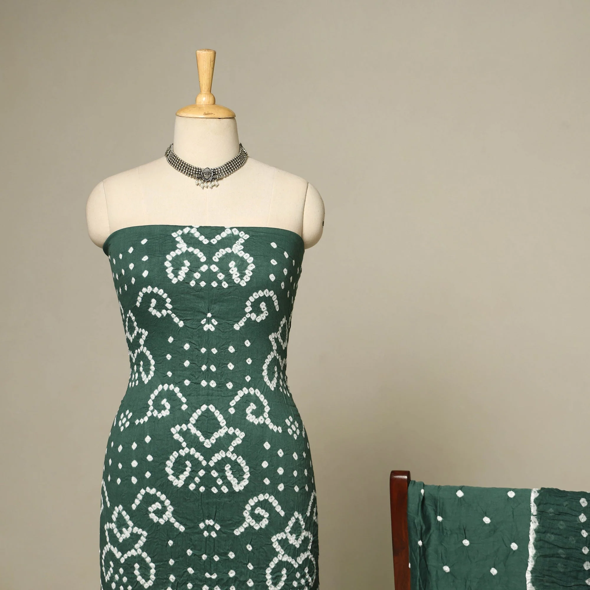 Green - 3pc Kutch Tie-Dye Satin Cotton Unstitched Bandhani Dress Material 30 - Image 3