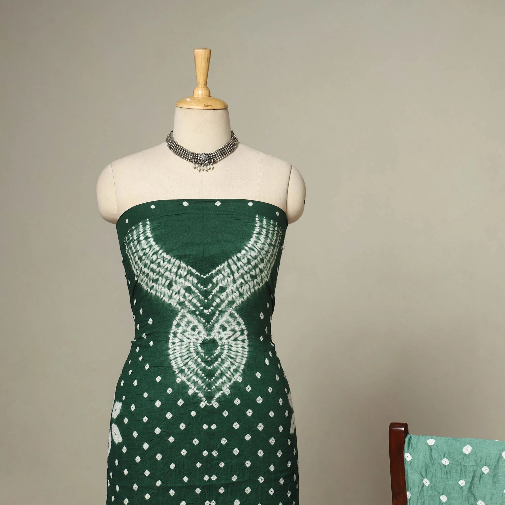 Green - 3pc Kutch Tie-Dye Satin Cotton Unstitched Bandhani Dress Material 47 - Image 3