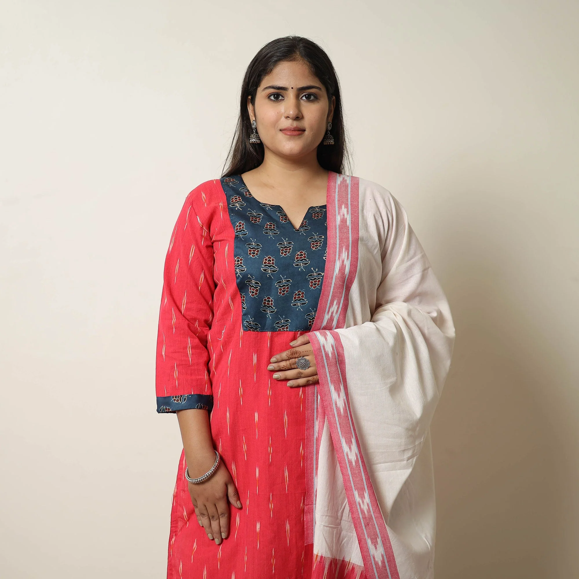 Pink - Handloom Cotton Pochampally Ikat Kurta Set 05 - Image 3